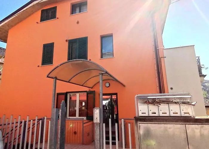 Luminoso Bilocale A Due Passi Dal Centro Storico Апартаменты Терамо